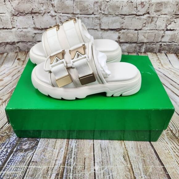 Bottega Veneta Flash Buckle Sandals in String Cream Size 38 US 8 With Box - Picture 1 of 12